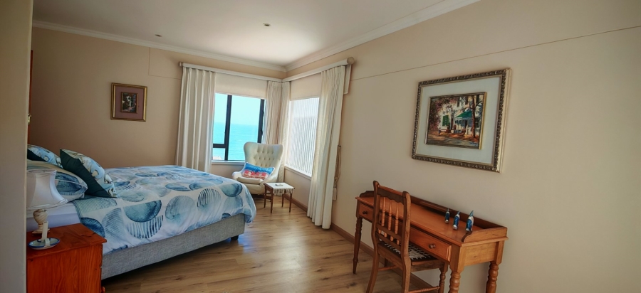 3 Bedroom Property for Sale in Dana Bay Western Cape